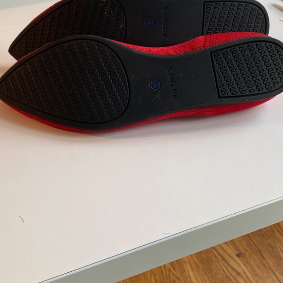 Bright Red Rothy's Points - Picture 5 of 5